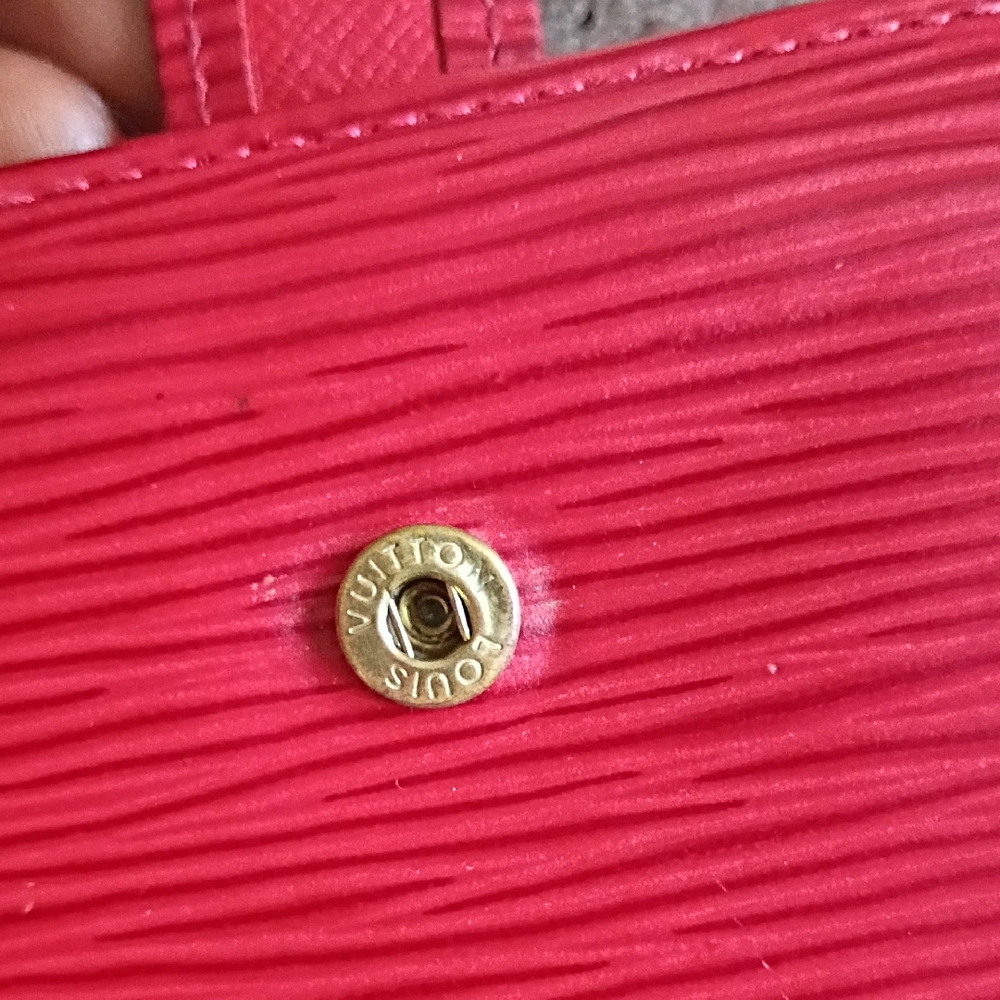 Authentic Louis Vuitton Red Epi Leather Wallet Ho - Picture 6 of 11